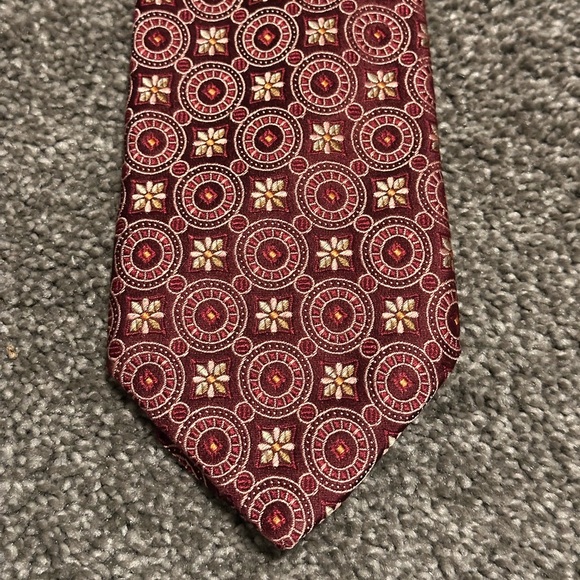 Canali 100% Silk Tie – Burgundy Geometric Pattern, Made in Italy - Picture 5 of 9